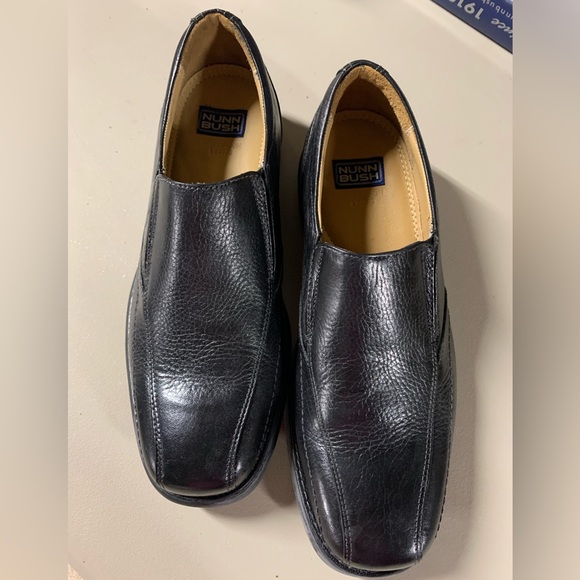 Nunn Bush Other - NUNN BUSH men’s slip on shoe - BLACK - size 11